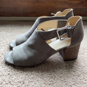 Women’s 6M Peep Toe Shoes Sandles with Thick Heel